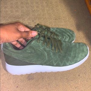 Nike Men’s Size 9.5